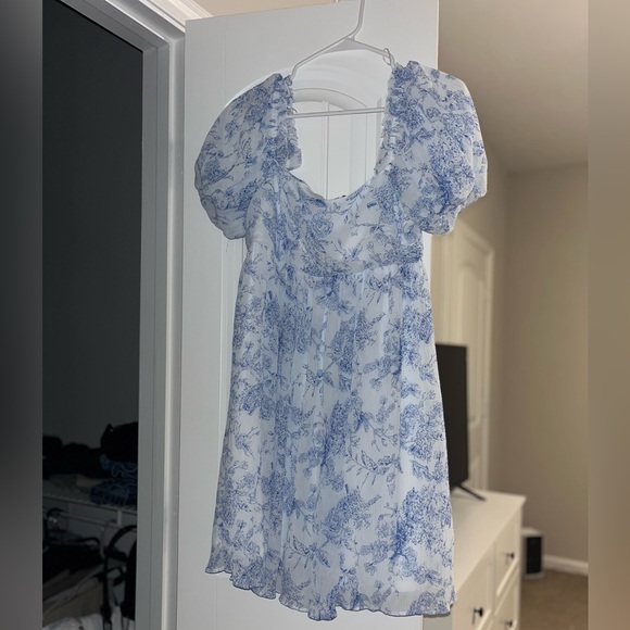 TCEC Dresses & Skirts - TCEC Blue Floral Dress